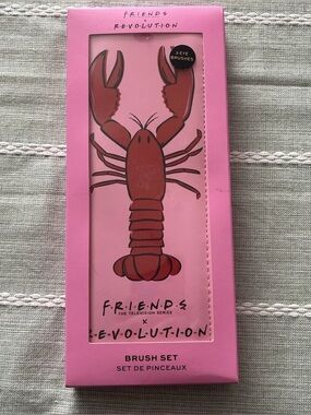 FRIENDS TV Series Revolution~LOBSTER 3 Pc EYE BRUSH Set Case~She’s Your Lobster